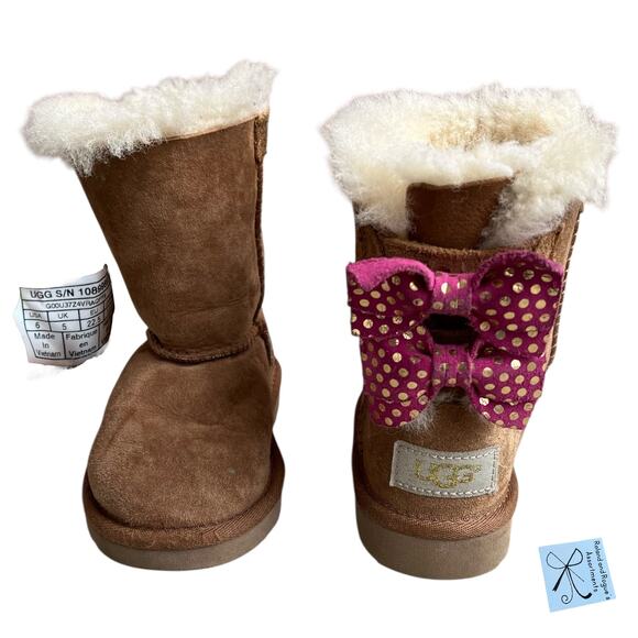 Ugg Australia Bailey Polka Dot Bow Boots Kids Sz 6 - Picture 1 of 7